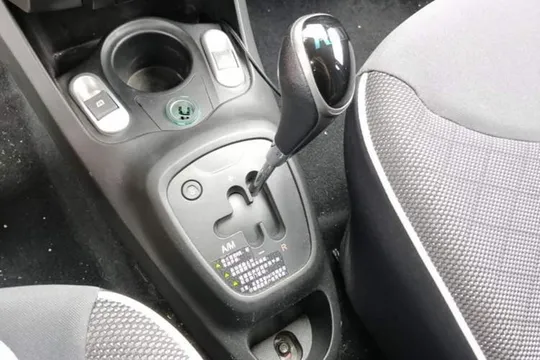BYD F0