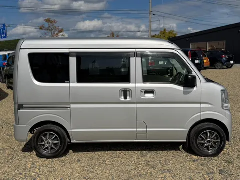 Nissan Clipper