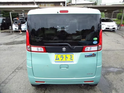 Suzuki Spacia