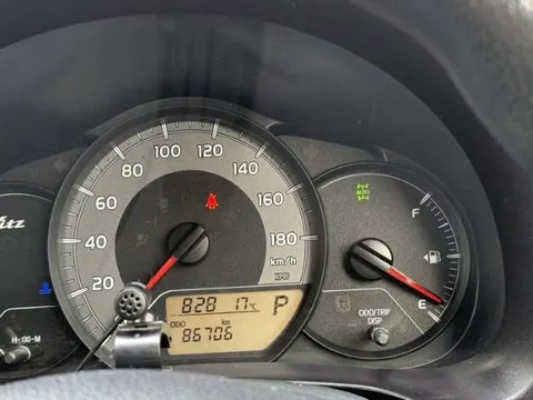 Toyota Yaris (Vitz)