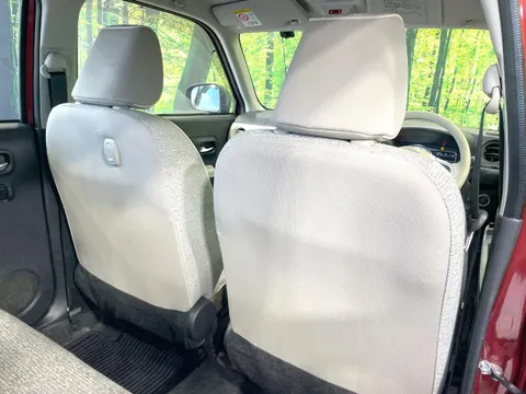 Daihatsu Mira Tocot