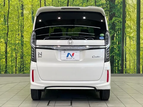 Honda N-BOX Custom