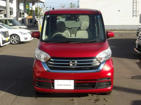 Nissan Dayz Roox