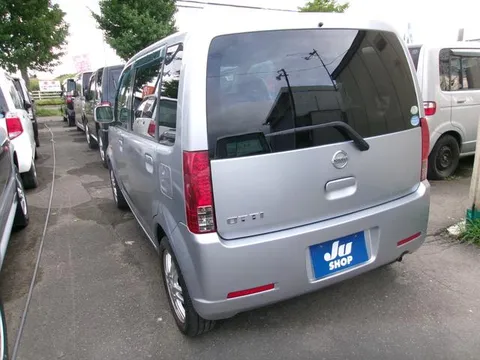 Nissan Otti