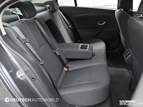 Renault SM3