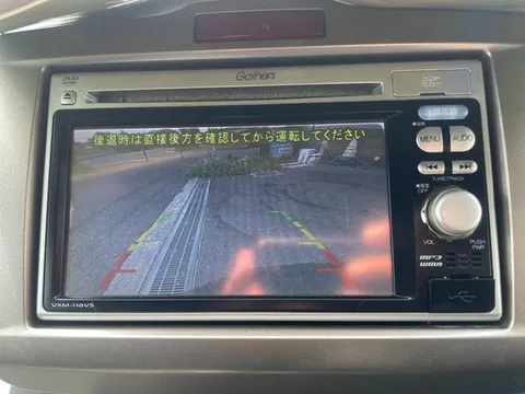 Honda Freed Spike