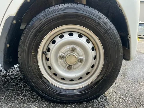 Mitsubishi Minicab Van