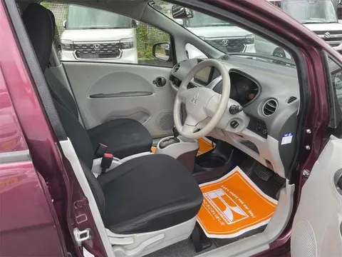 Mitsubishi I