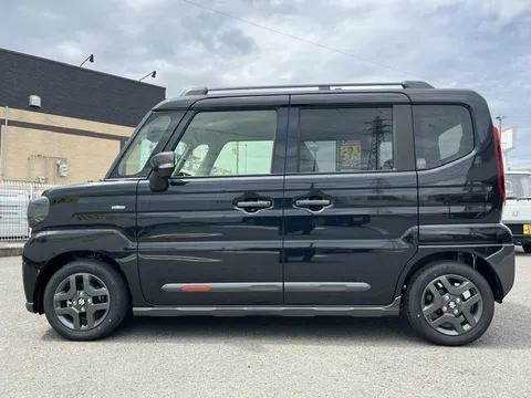 Suzuki Spacia Gear