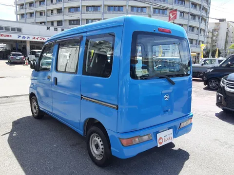 Daihatsu Hijet Cargo