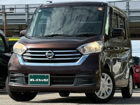 Nissan Dayz Roox