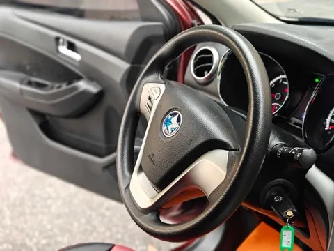 Venucia T70