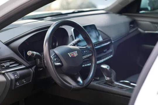 Cadillac CT4