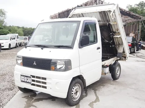 Mitsubishi Minicab Truck