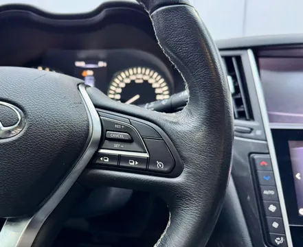 Infiniti Q50L