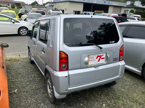 Daihatsu Naked