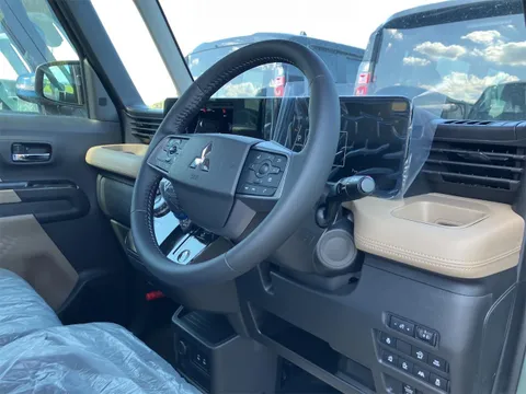 Mitsubishi Delica Mini