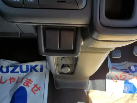 Suzuki Spacia