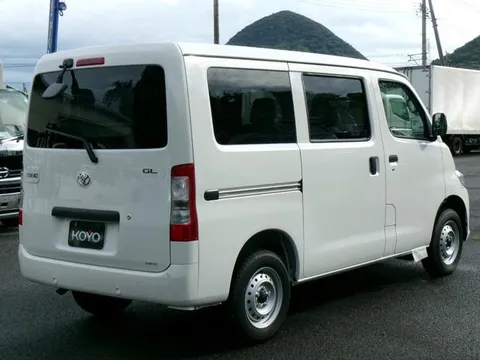 Toyota TownAce Van