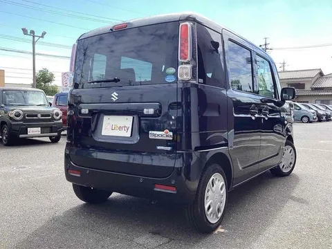 Suzuki Spacia