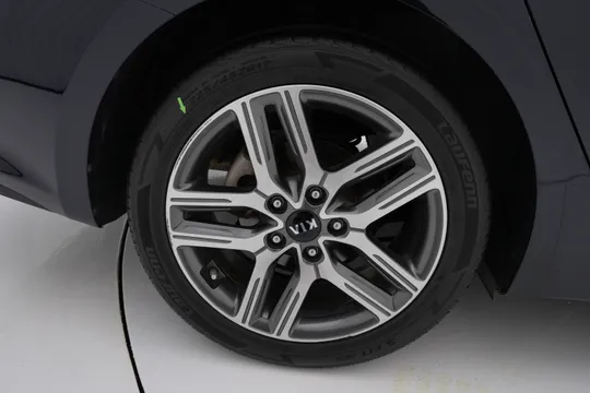 Kia Cerato (K3)
