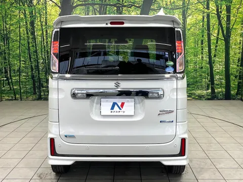 Suzuki Spacia Custom