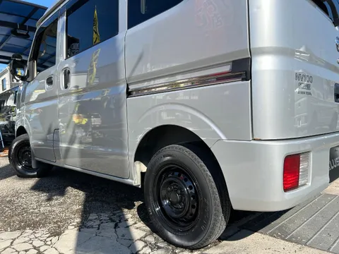 Nissan Clipper