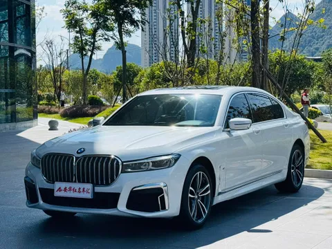 BMW 7-Series
