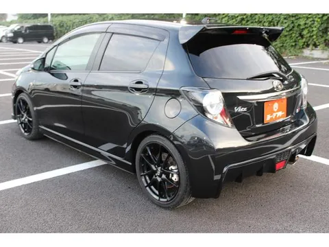 Toyota Yaris (Vitz)