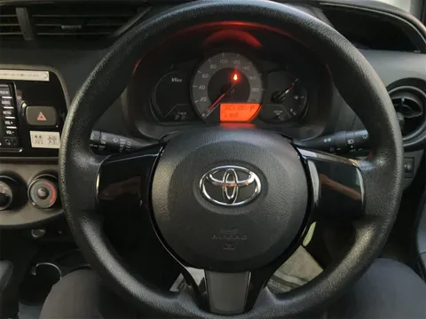 Toyota Yaris (Vitz)