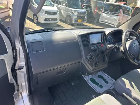 Toyota TownAce Van