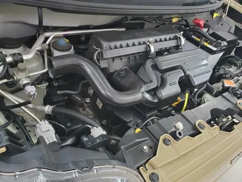 Daihatsu Mira Tocot