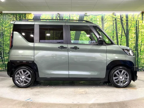 Mitsubishi Delica Mini