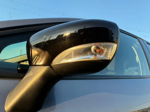 Renault Lutecia