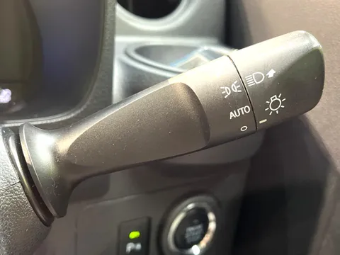 Daihatsu Mira Tocot