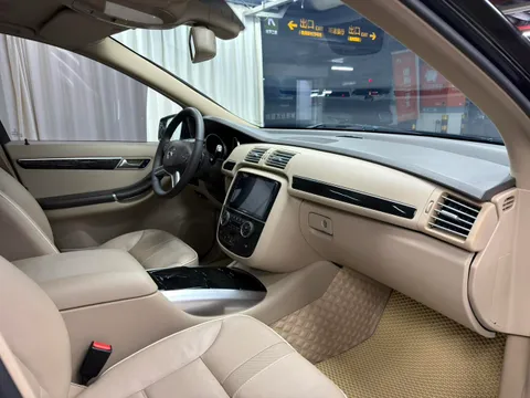 Mercedes-Benz R-Class