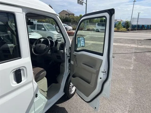 Nissan Clipper