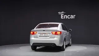 Kia Cerato (Forte)