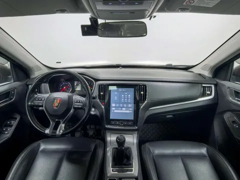 Roewe RX5