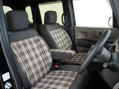 Honda N-BOX Joy