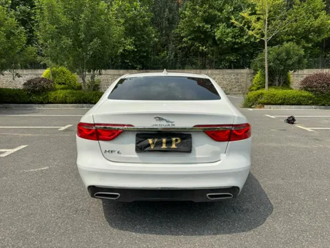 Jaguar XFL