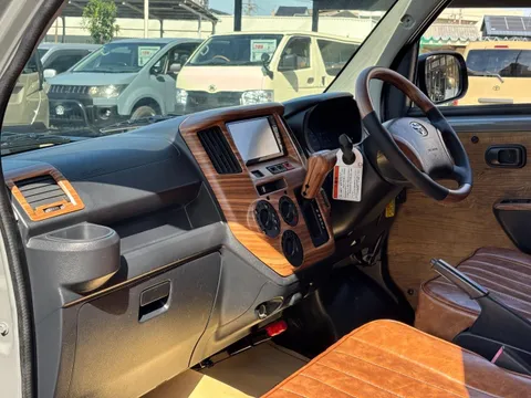 Toyota TownAce Van