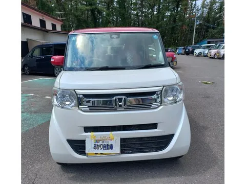 Honda N-BOX Slash