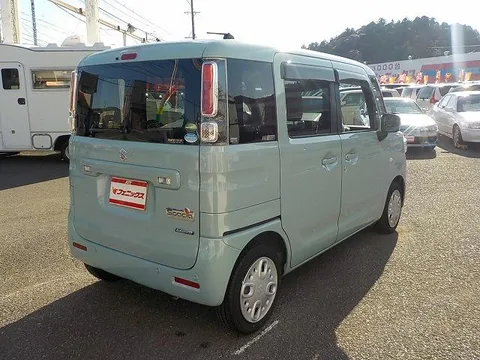 Suzuki Spacia