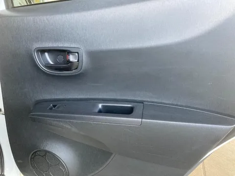 Toyota Yaris (Vitz)