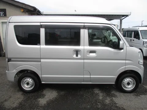 Nissan Clipper