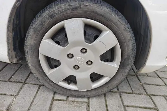BYD F0