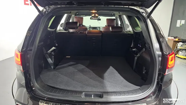 Hyundai Grand Santa Fe (Maxcruz)