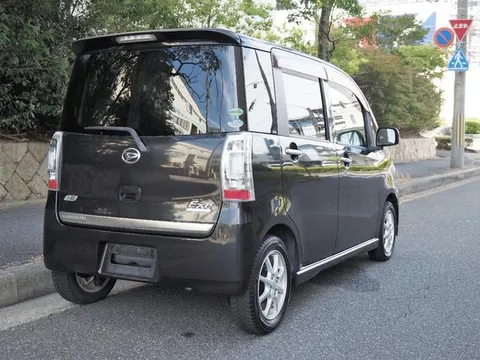 Daihatsu Tanto Exe