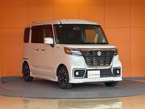 Suzuki Spacia Custom